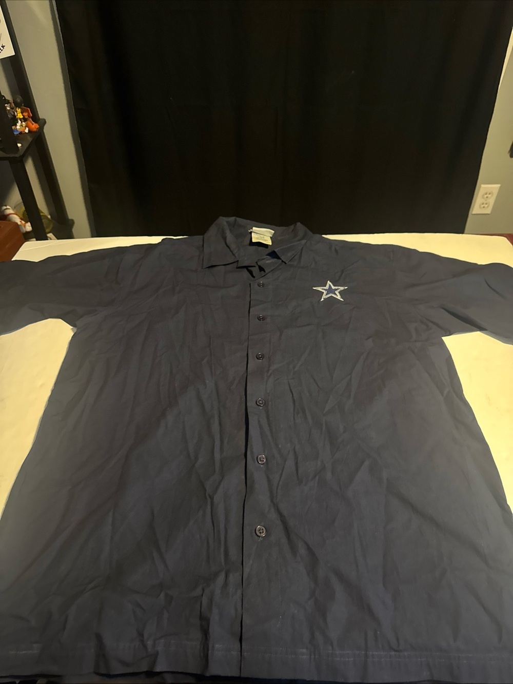 Large Dallas Cowboys Reebok Cotton Full Button Down